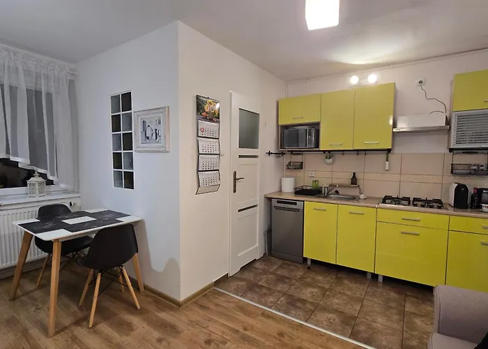 Apartament Dwupoziomowy Z Kominkiem