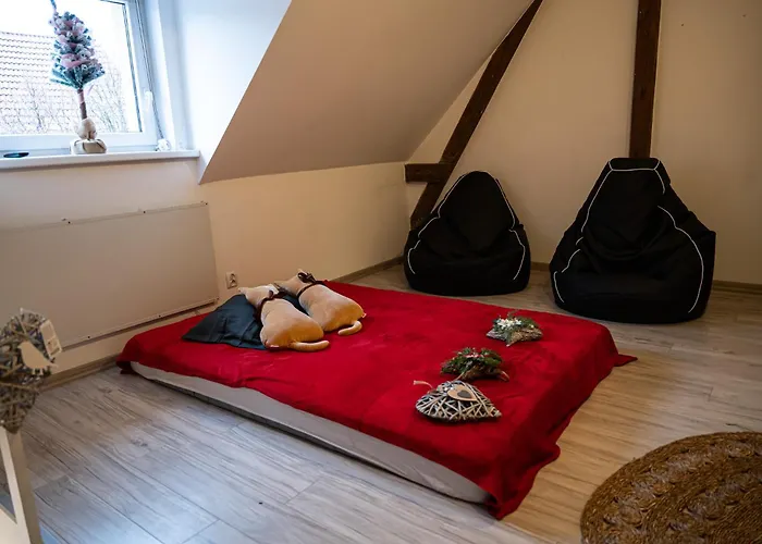 Apartament Dwupoziomowy Z Kominkiem