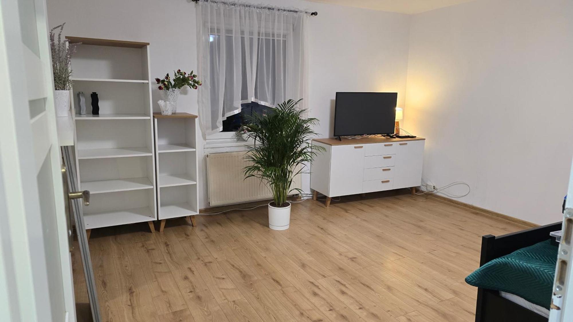 Dwupoziomowy Z Kominkiem * Zielona Gora (Lubuskie)